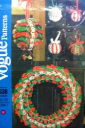 8410 VOGUE NO SEW RIBBON TRIMMED ORNAMENTS, KISSING BALL, WREATH PATTERN UNCUT